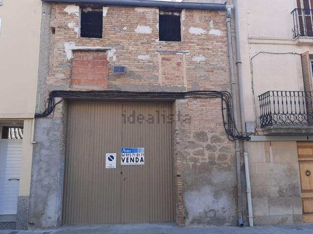 Local, Linyola