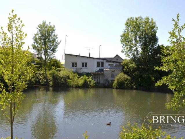 Local / Loft 135 m², Bernay 27300, proche de la gare et du ce