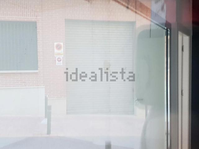 Local, Lorca