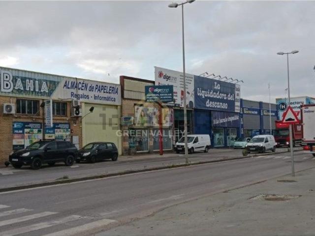 Local, Los Barrios