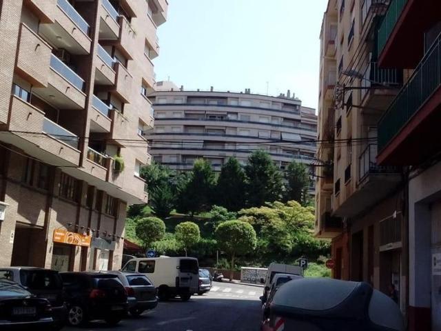 Local, Lleida