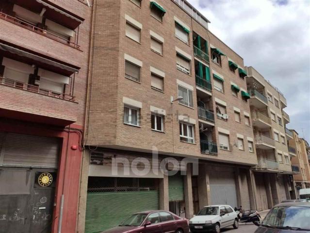 Local, Lleida