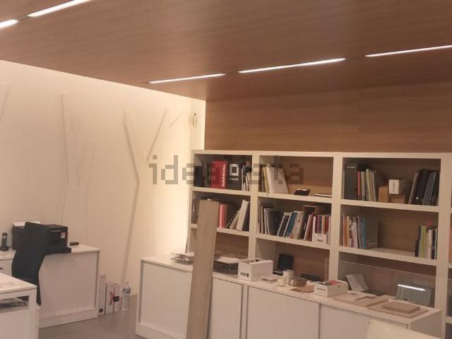 Local, Lleida