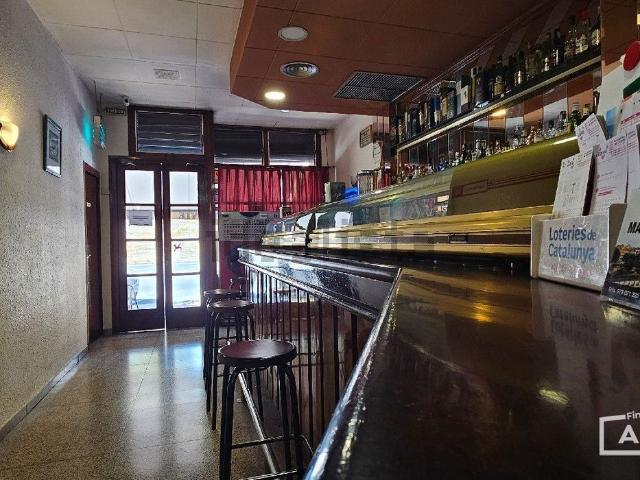 Local, Lleida