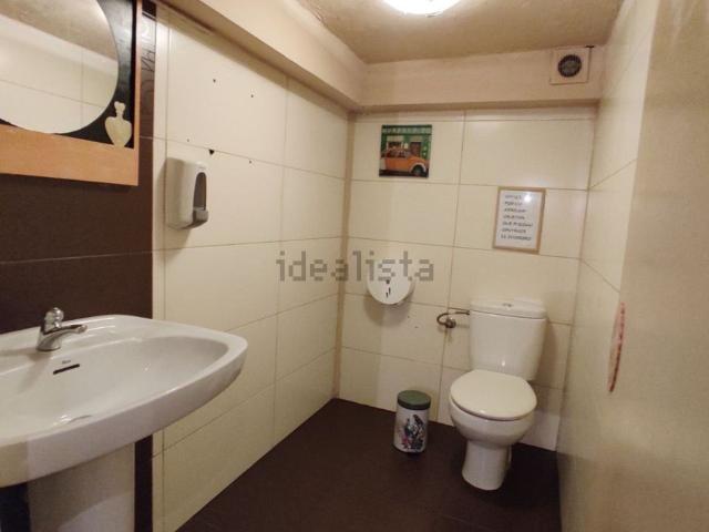 Local, Lleida