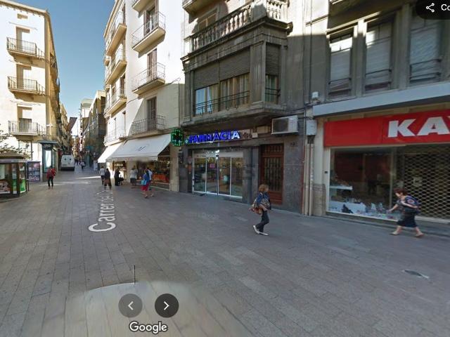 Local, Lleida