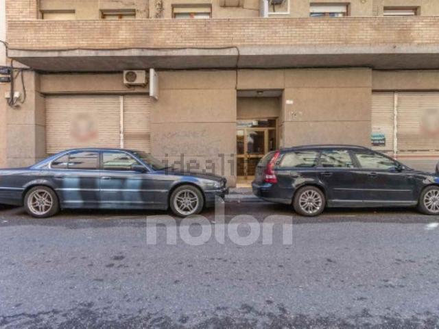 Local, Lleida