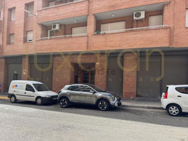 Local, Lleida