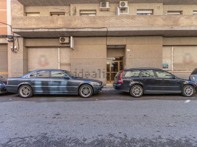 Local, Lleida