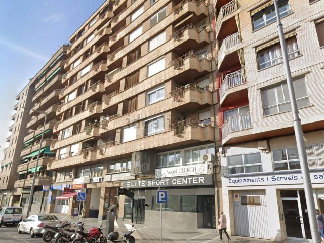 Local, Lleida