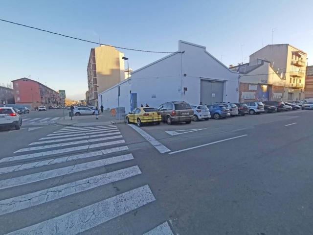 Local, Lleida
