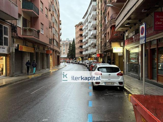 Local, Lleida