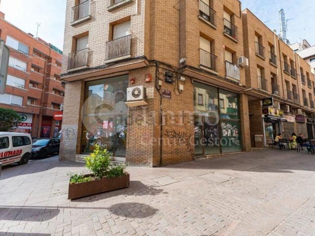Local, Lleida