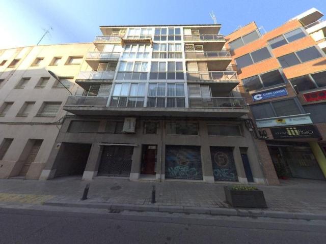 Local, Lleida