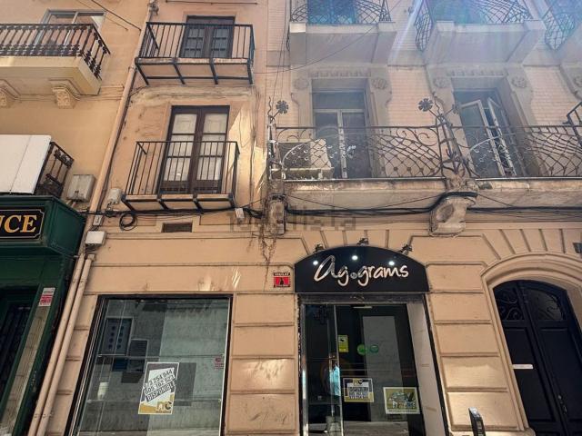 Local, Lleida