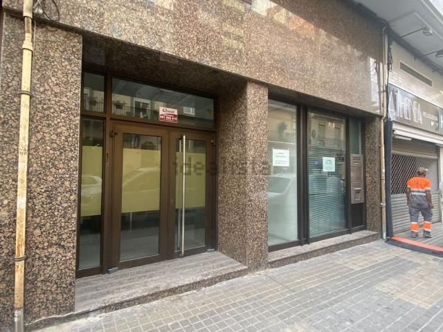 Local, Lleida
