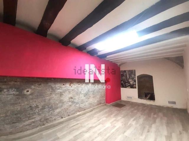 Local, Lleida