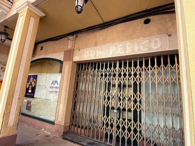 Local, Manzanares