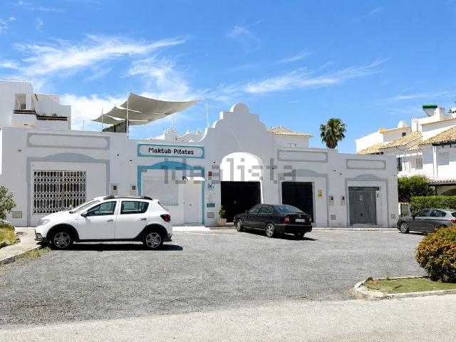 Local, Manilva