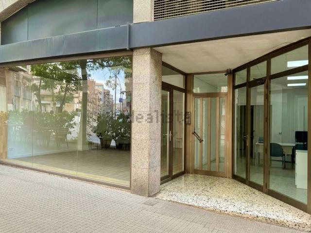 Local, Manresa