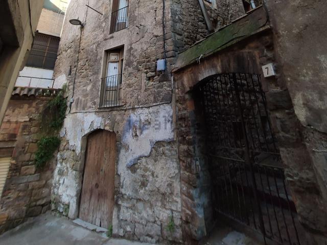 Local, Manresa