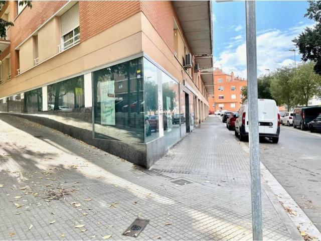 Local, Manresa