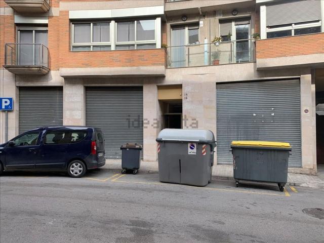 Local, Manresa