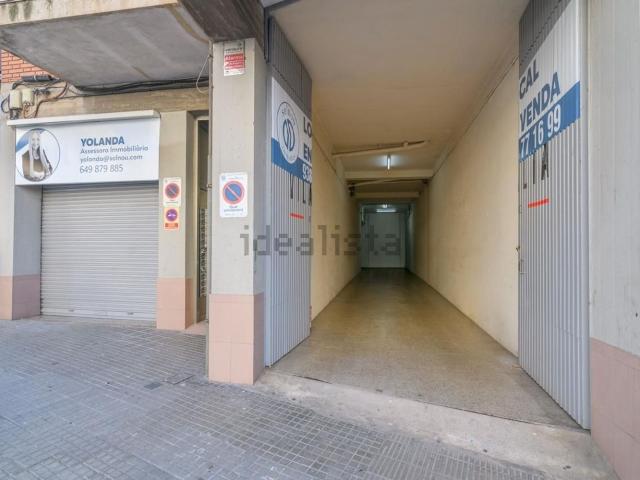 Local, Manresa