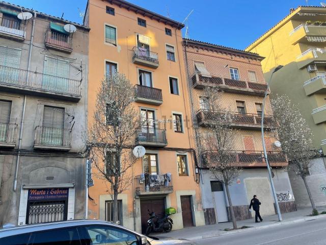 Local, Manresa