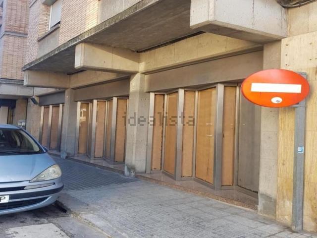 Local, Manresa