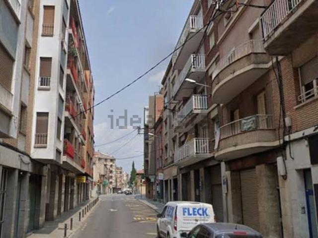 Local, Manresa