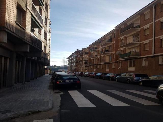 Local, Manresa