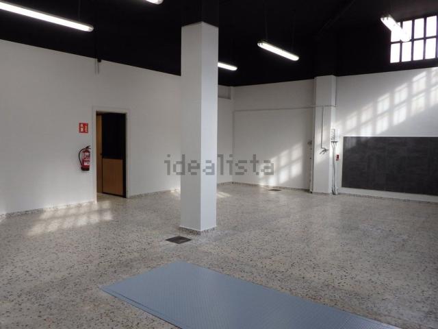 Local, Manresa