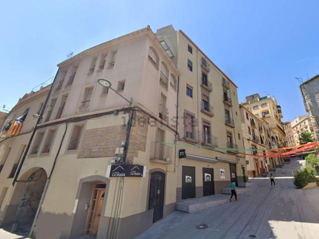 Local, Manresa