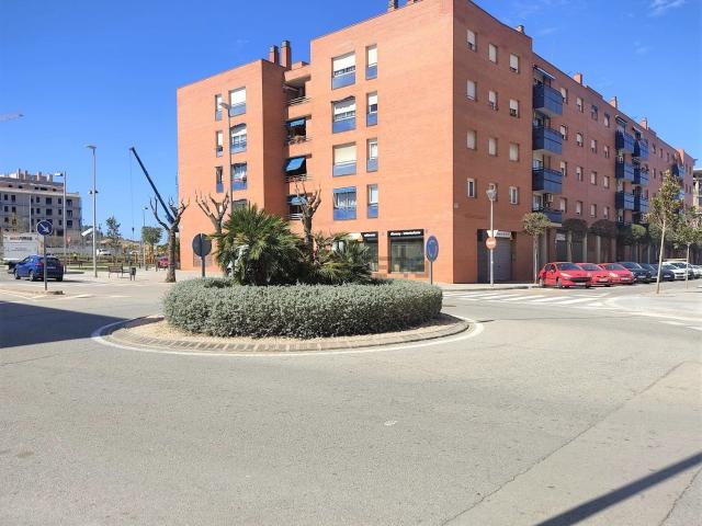 Local, Martorell