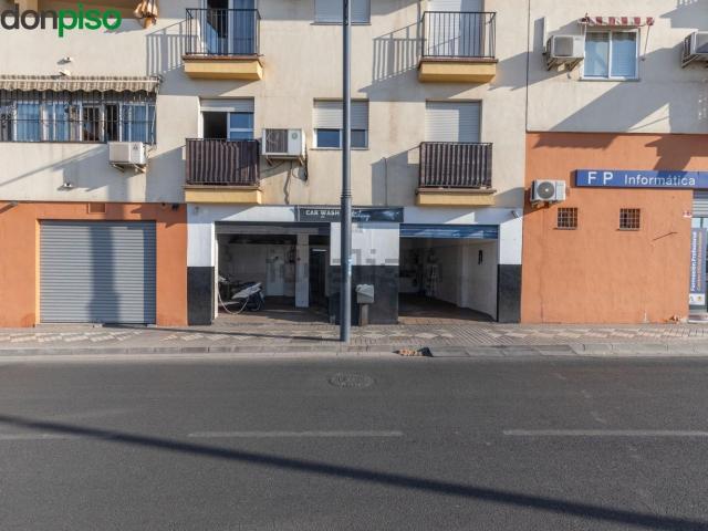 Local, Maracena
