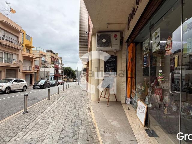 Local, Mataró