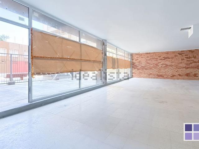 Local, Mataró
