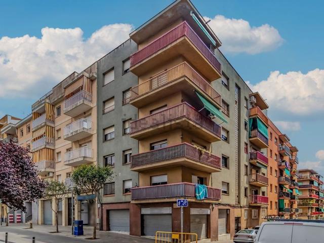Local, Mataró