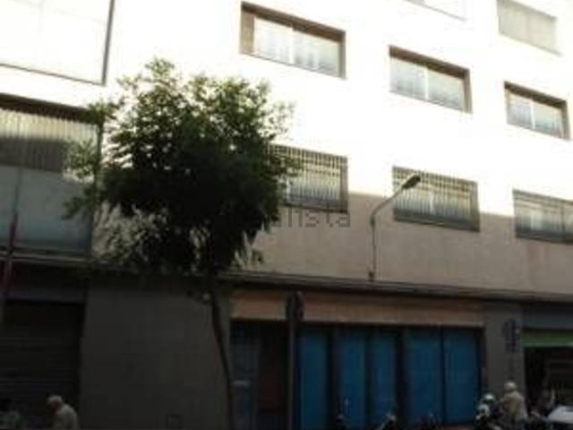 Local, Mataró