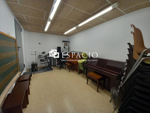 Local, Mataró