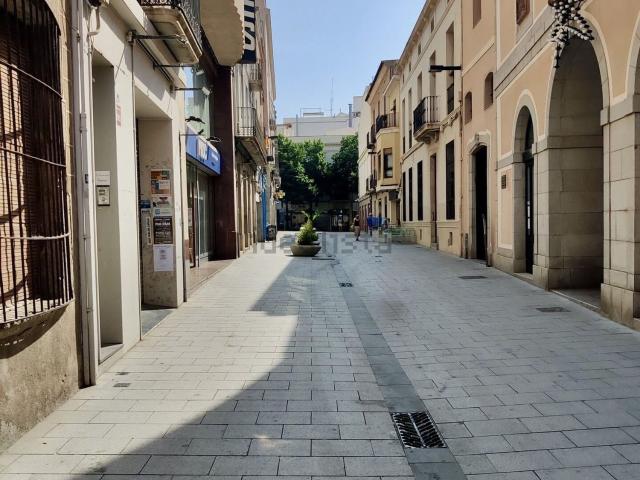 Local, Mataró