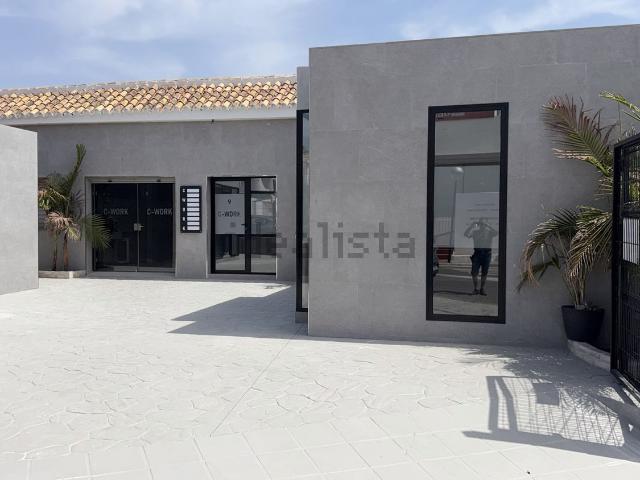 Local, Mijas