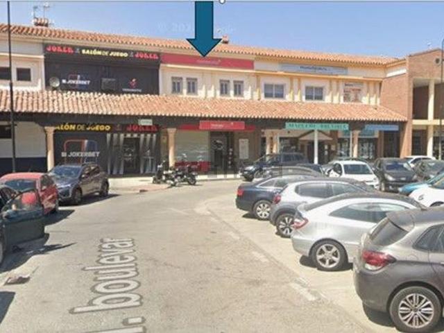Local, Mijas