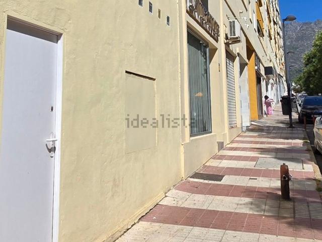 Local, Miraflores, Marbella