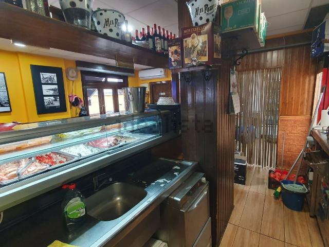 Local, Miraflores, Marbella