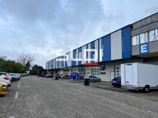 Local mixte activité bureaux à louer Caluire et Cuire