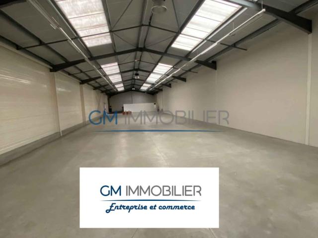 LOCAL MONT DE MARSAN 500m2