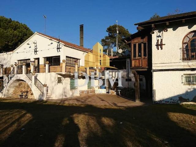 Local, Montcada i Reixac