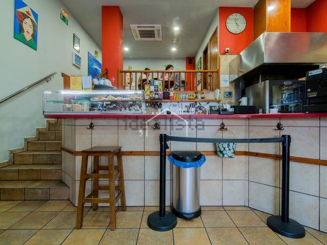 Local, Montgat